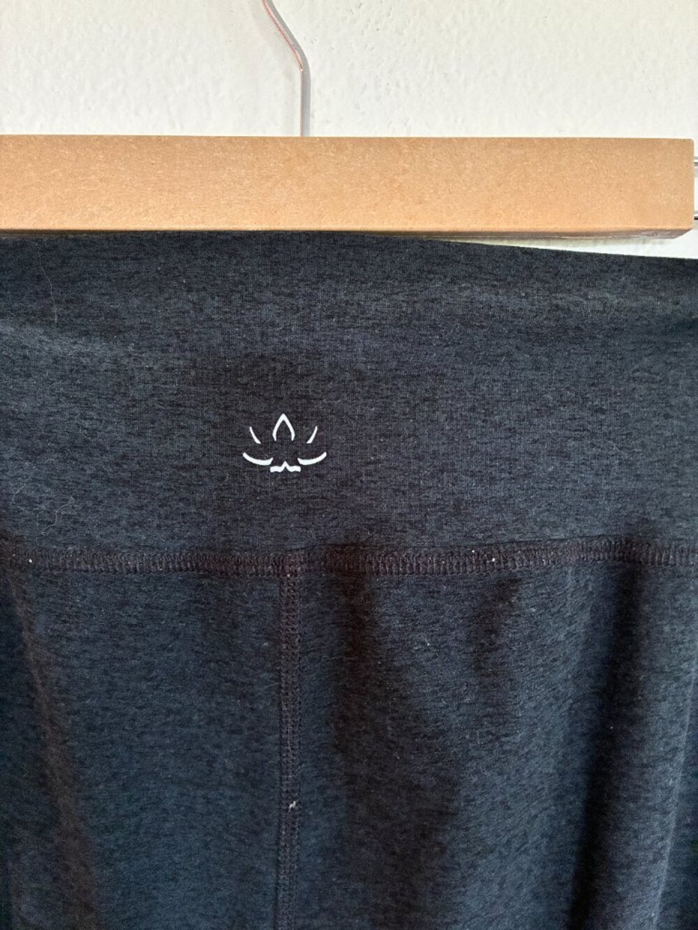 Beyond Yoga Pants Charcoal Gray Wide Leg Athleisure Lounge Comfort - Picture 5 of 6